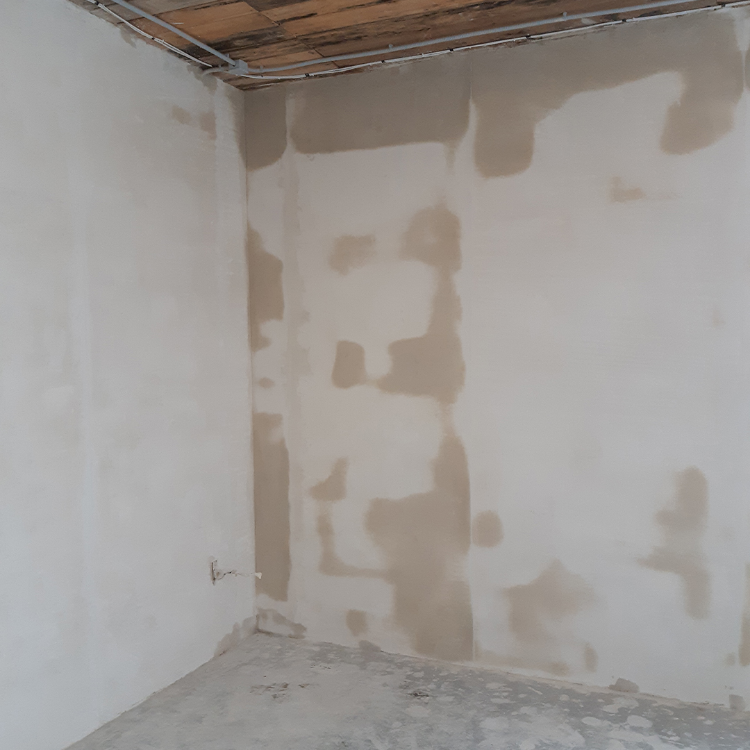 Штукатурка стен в 2-ух этажном доме в п. Мичуринский  Пензенского района